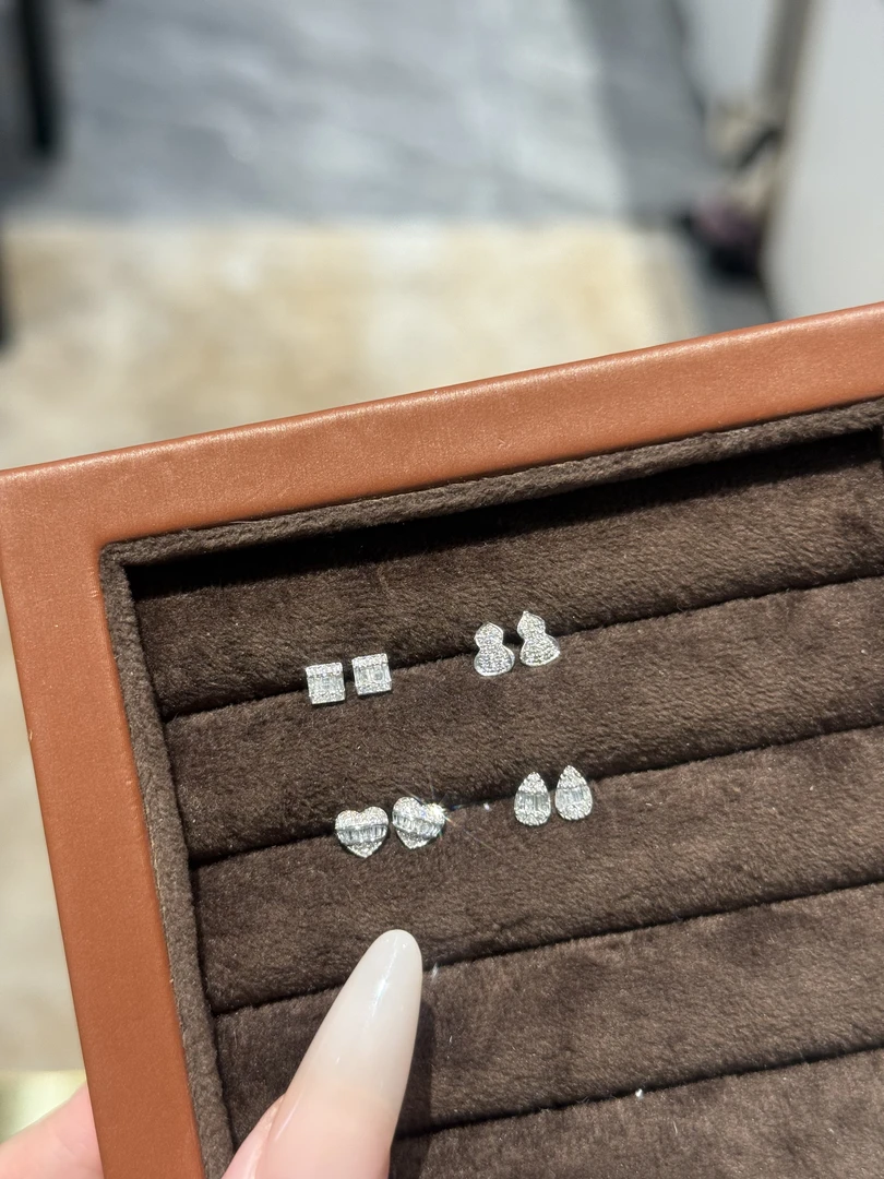 【千盟珠宝】18K 耳钉合集（多样性发其一）