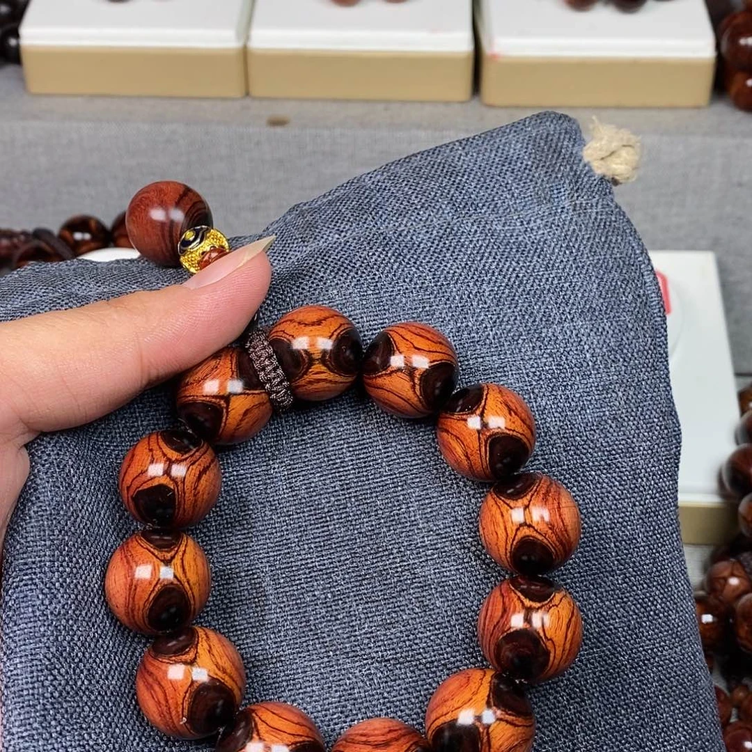 迷***生黄花梨/降香黄檀2.0紫油梨对眼对眼