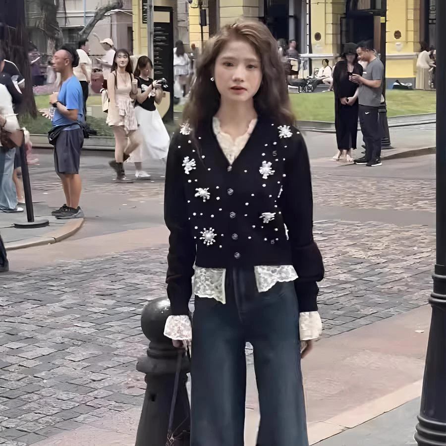 小香风轻奢黑色针织开衫毛衣女时尚气质宽松显瘦百搭钉珠休闲上衣