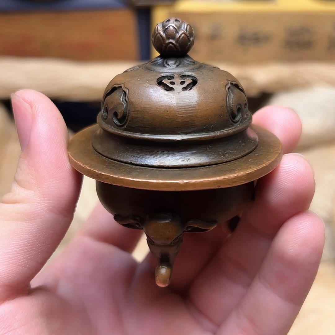 精美铜器点击下单