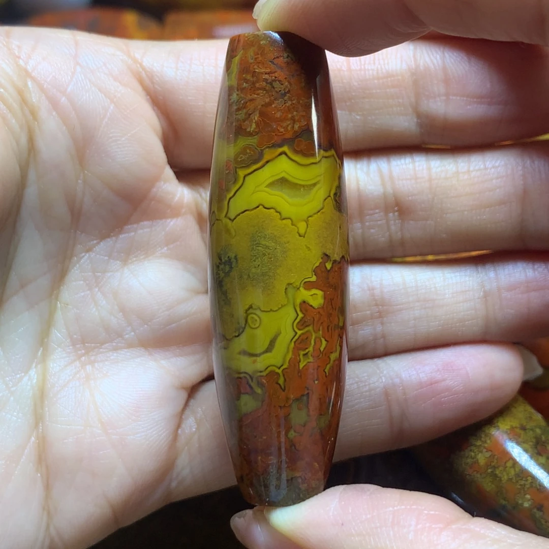 玛瑙/玉髓战国红吊坠未镶嵌