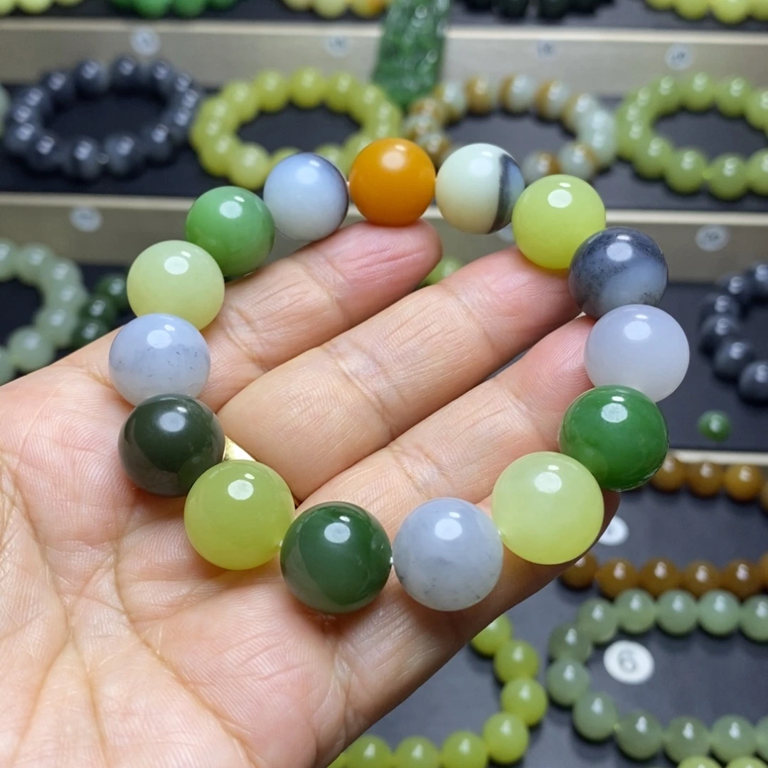 和田玉未镶嵌手串