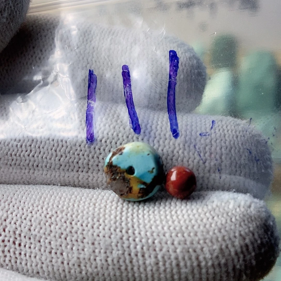 南红玛瑙未镶嵌珠宝奇石