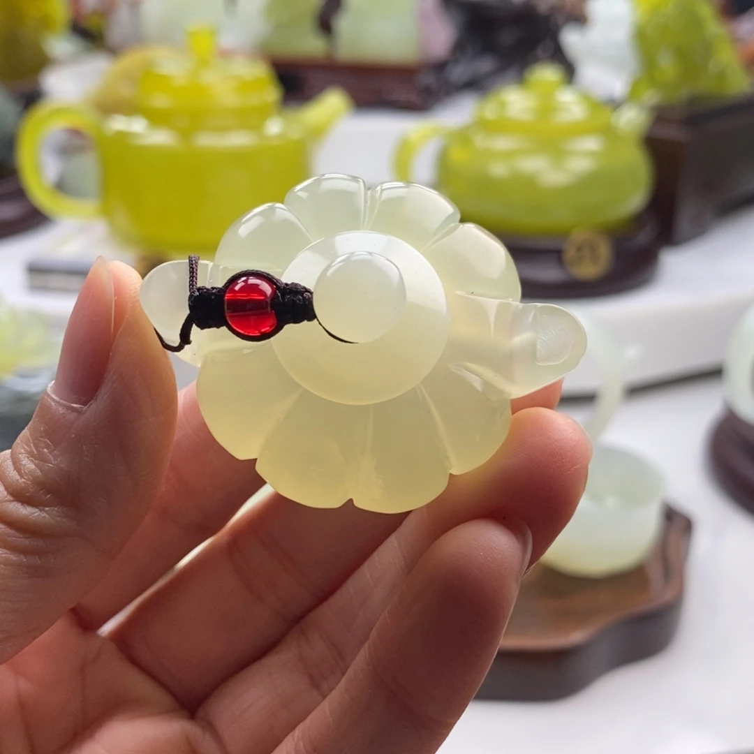 岫玉未镶嵌四大名玉手把壶