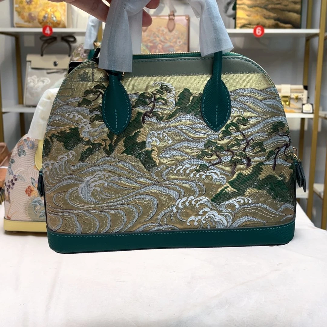 织绣蕙*直播间浮力大漏