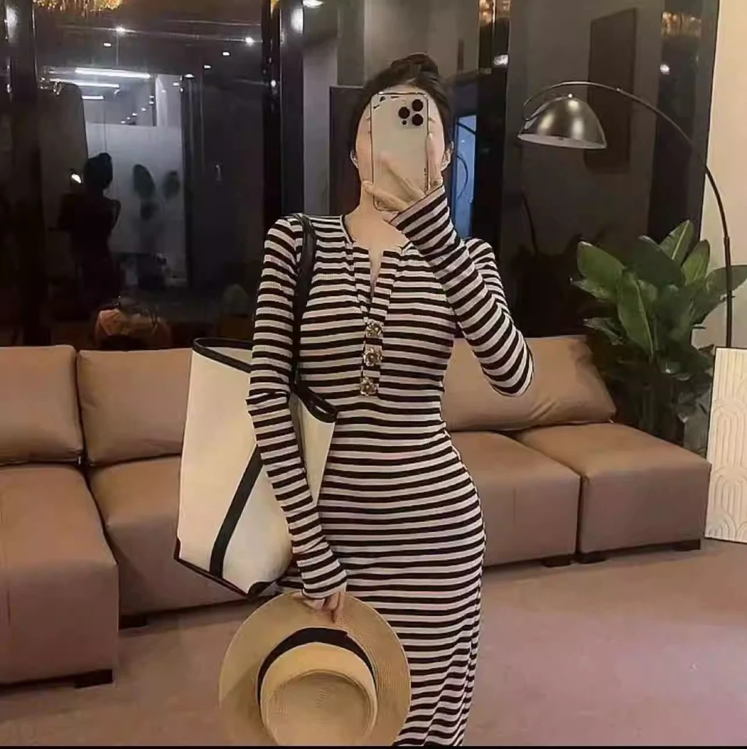 高级感法式条纹弹力长袖T恤连衣裙女春秋新款修身显瘦气质长裙子