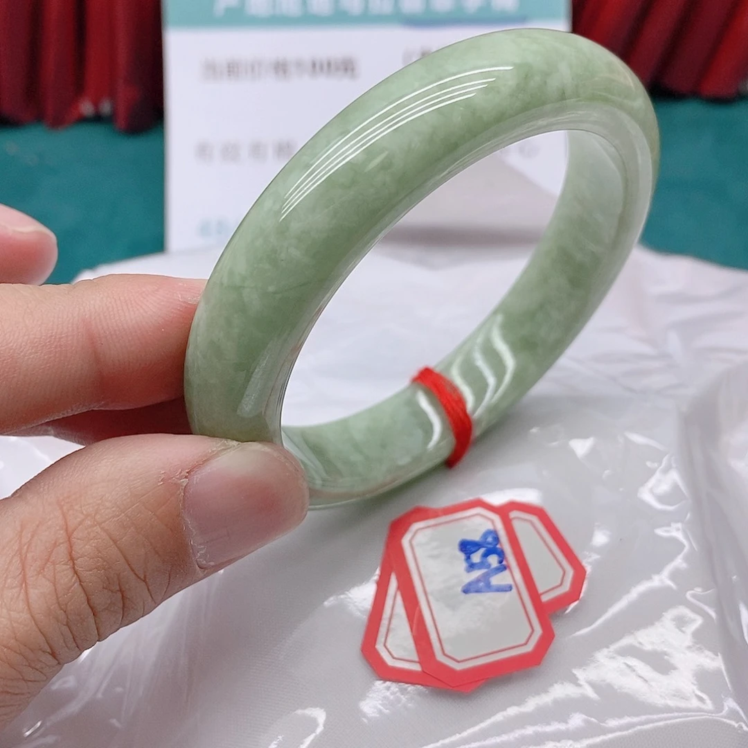 翡翠手镯未镶嵌米*8A5888888