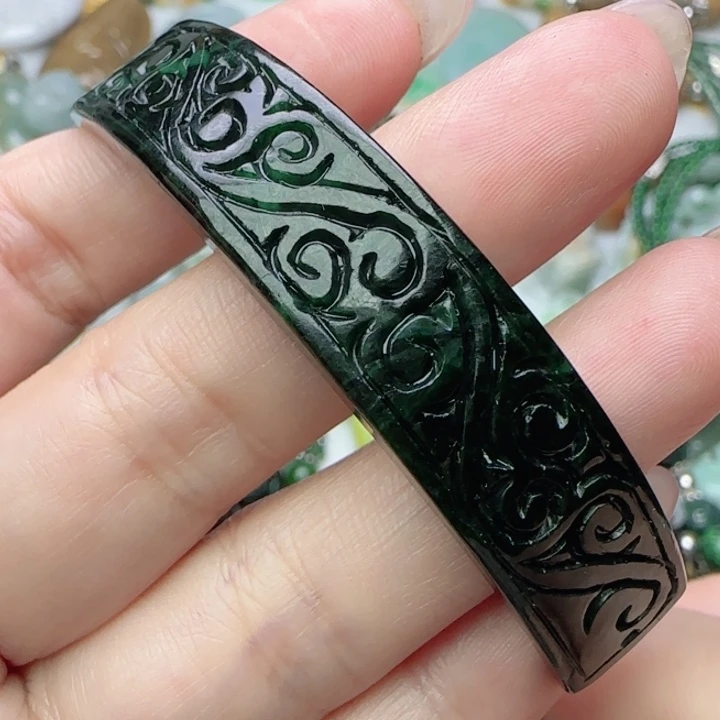 翡翠未镶嵌颈饰天然A货578