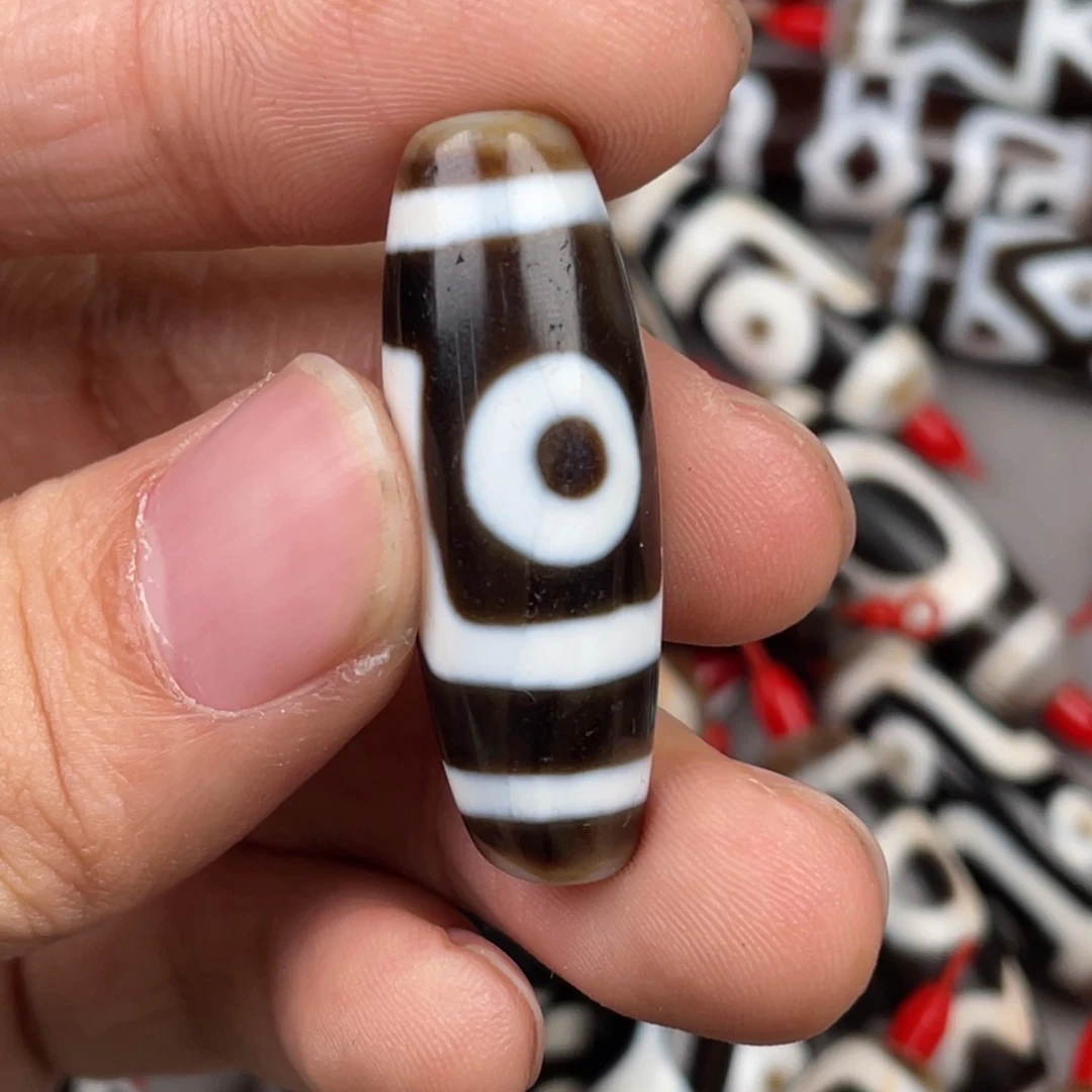 玛瑙/玉髓裸珠行运折线二眼