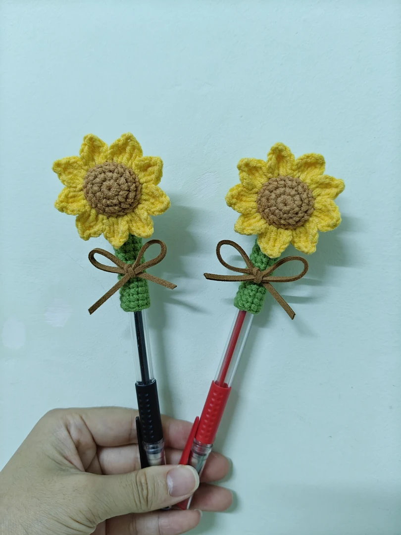 手工钩织向日葵笔套成品教师节礼物