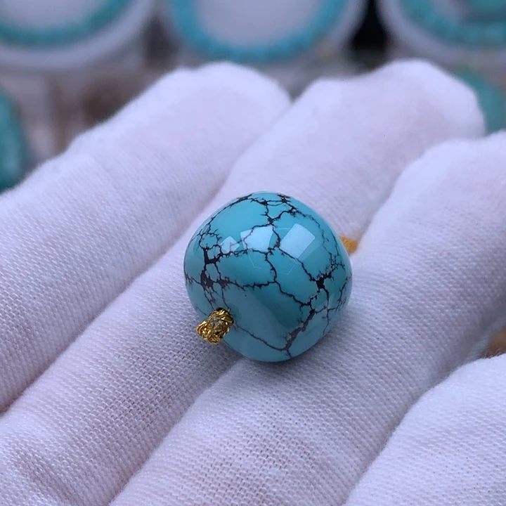 未镶嵌绿松石珠宝奇石