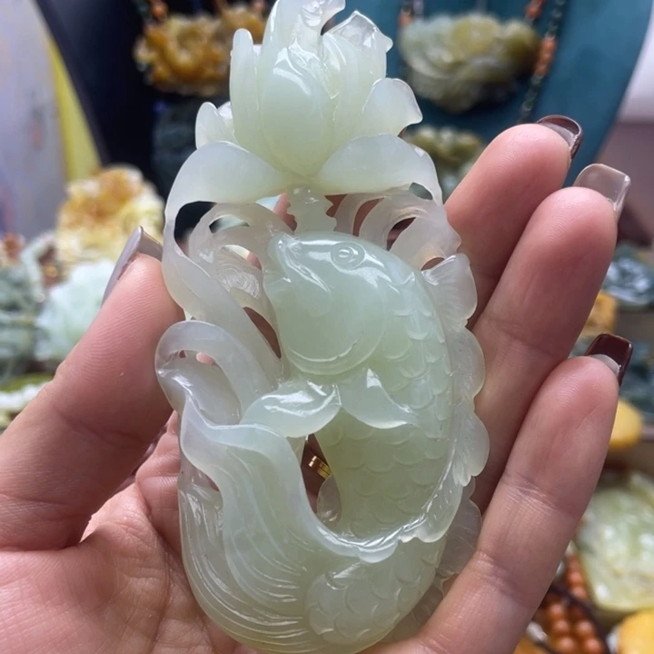 蛇纹石玉合金颈饰