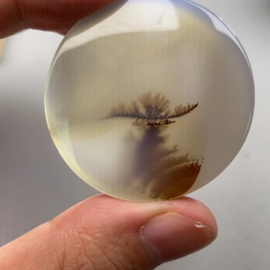 玛瑙/玉髓颈饰未镶嵌羽**缘