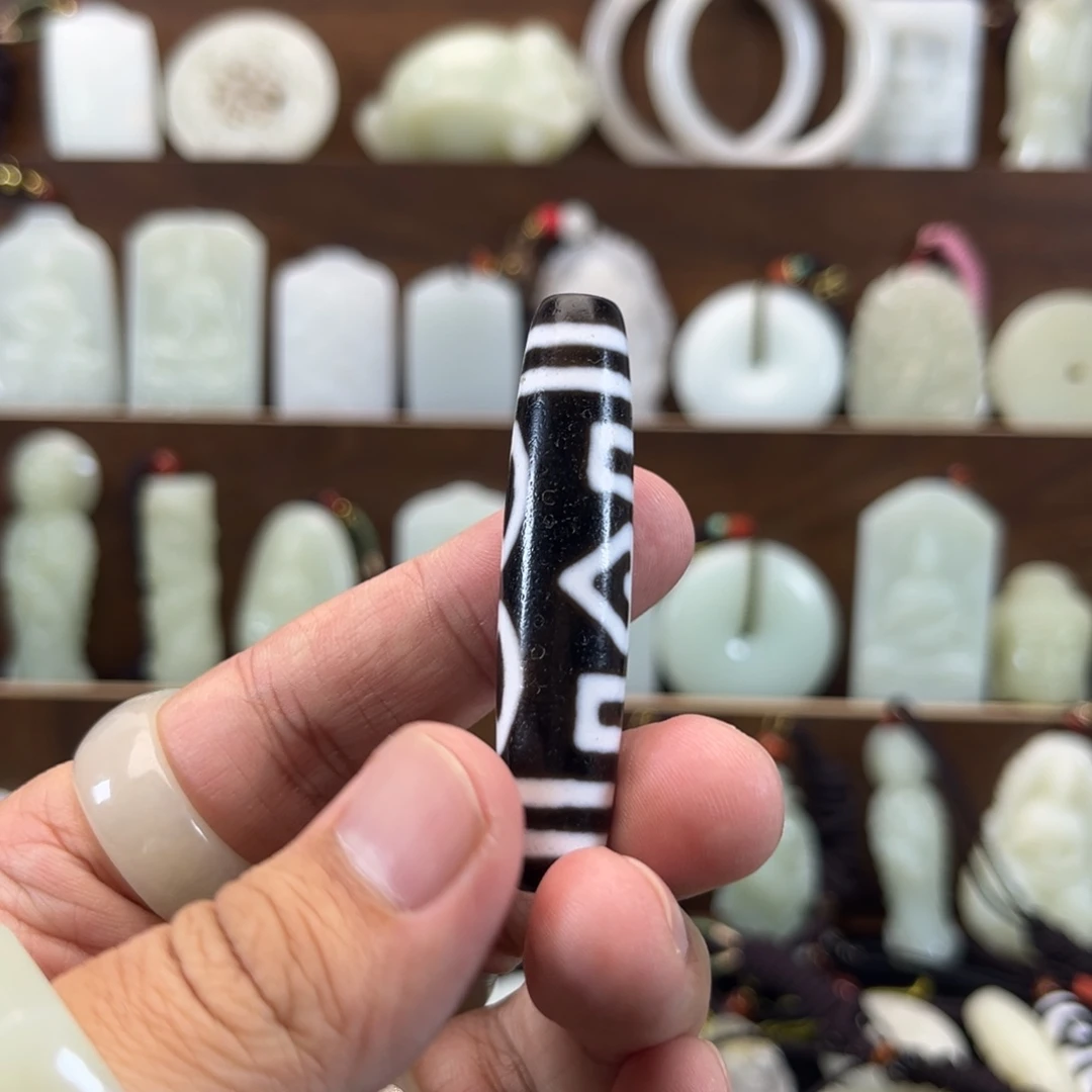 玛瑙/玉髓未镶嵌颈饰二眼菩提