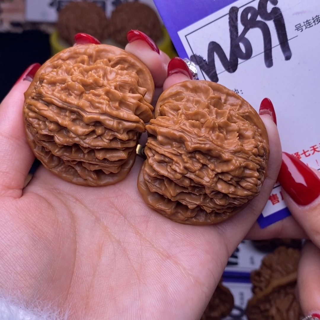 吊坠文玩核桃W699链接 四座楼45尺