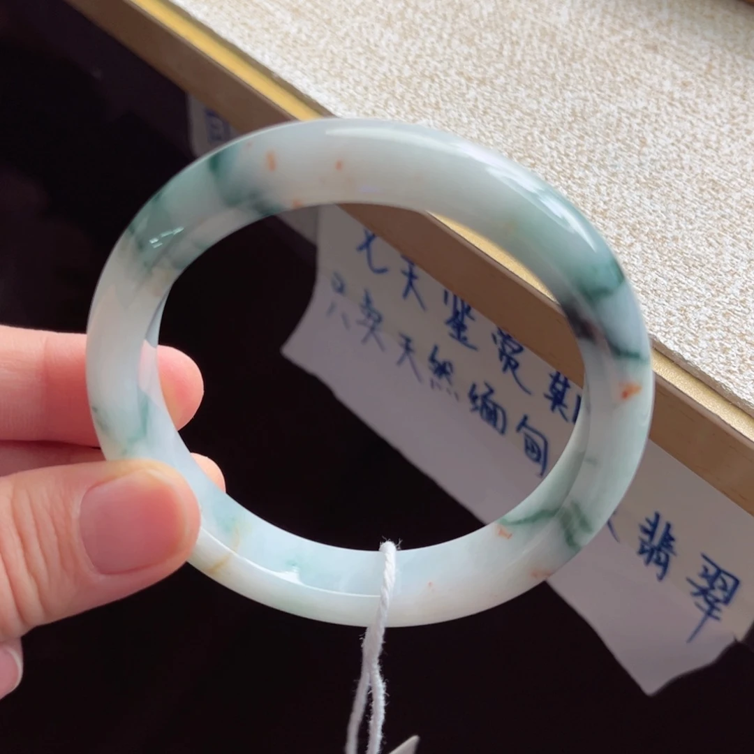 翡翠未镶嵌手镯手镯