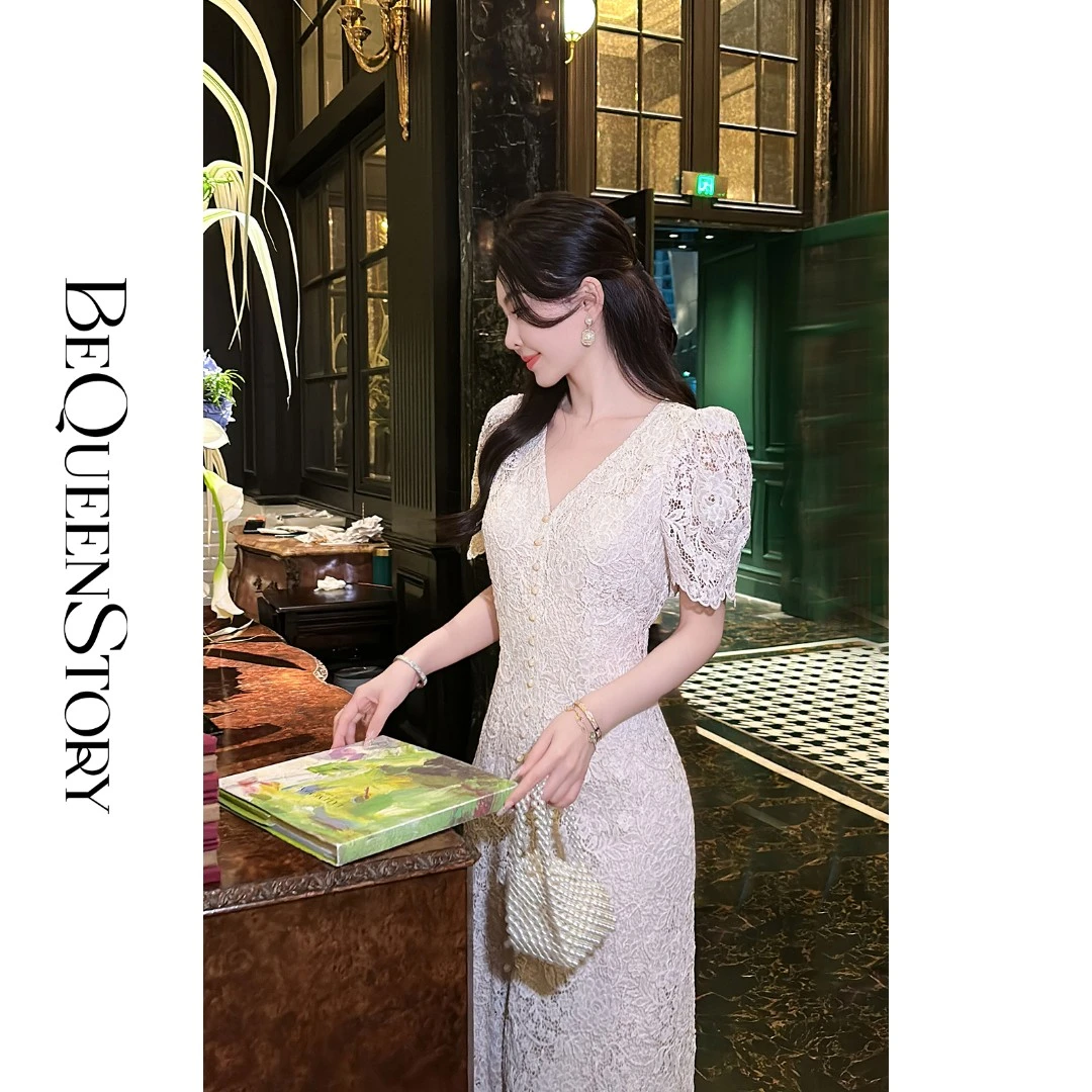 余潇潇【布拉格月光】法式蕾丝V领上衣优雅开衩收腰连衣裙