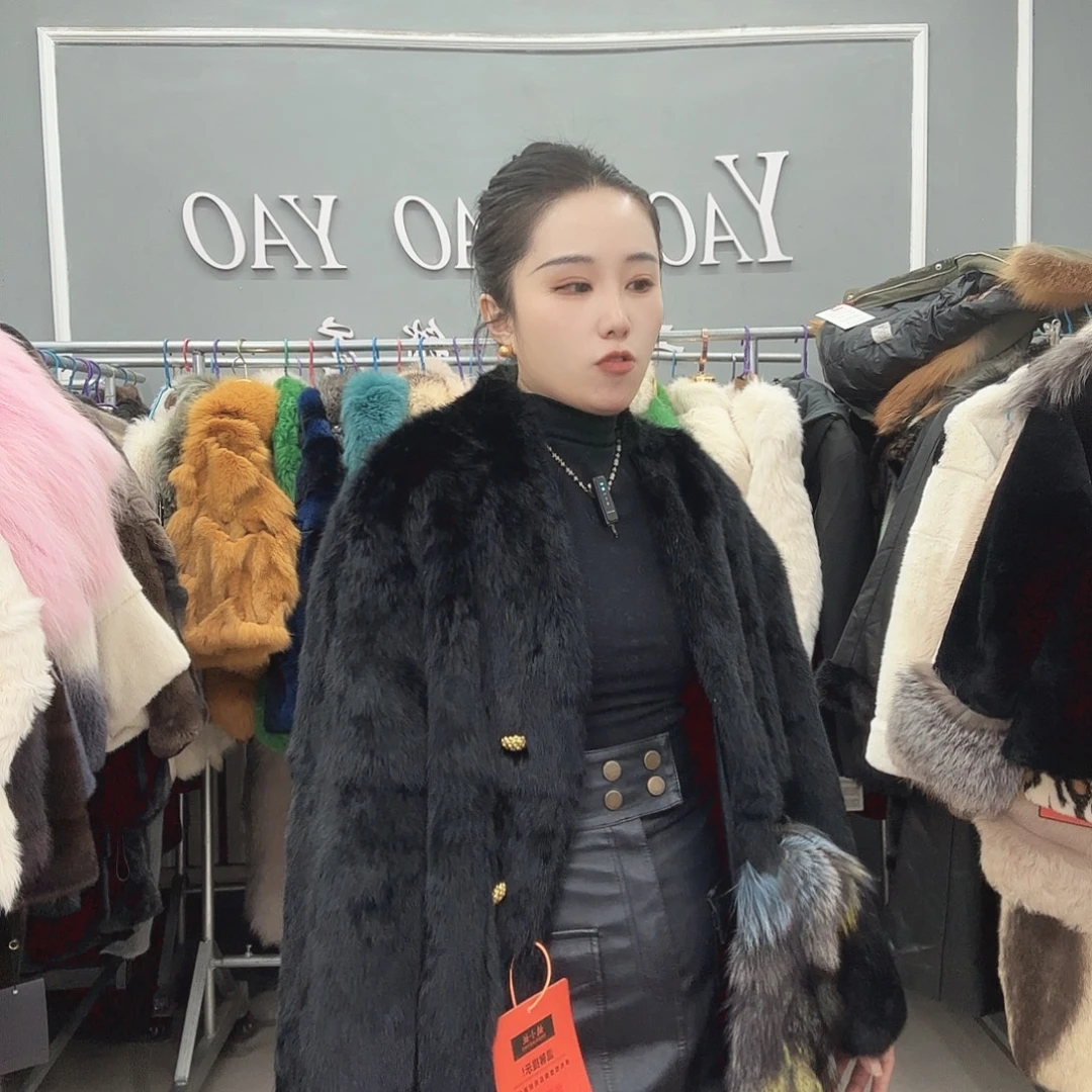 姚小妖家高端皮草