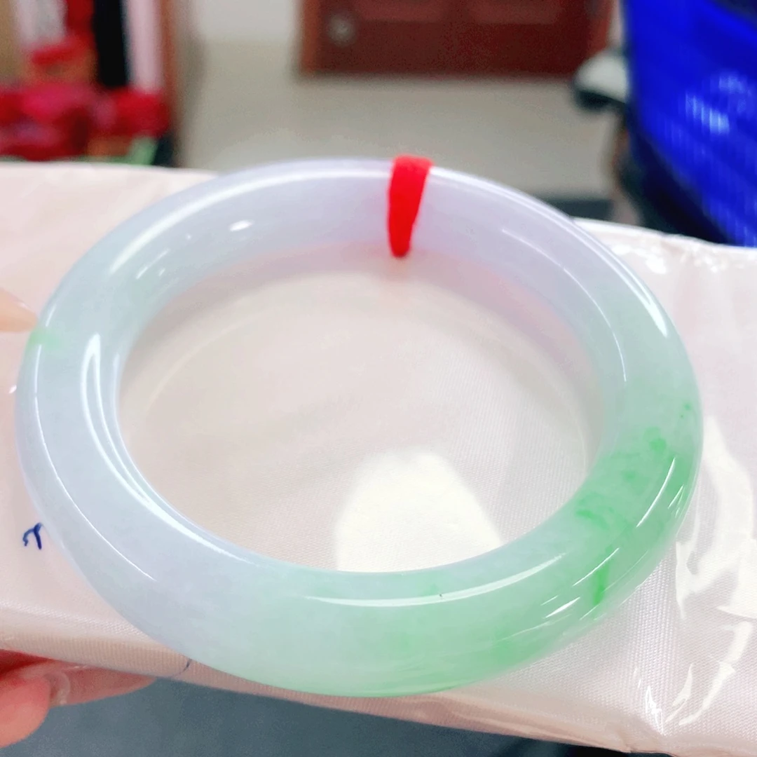 未镶嵌手镯翡翠58。