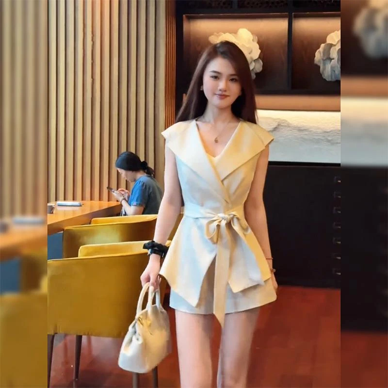 御姐气质翻领系带马甲上衣短裤套装女2025夏季新款时尚女装两件套