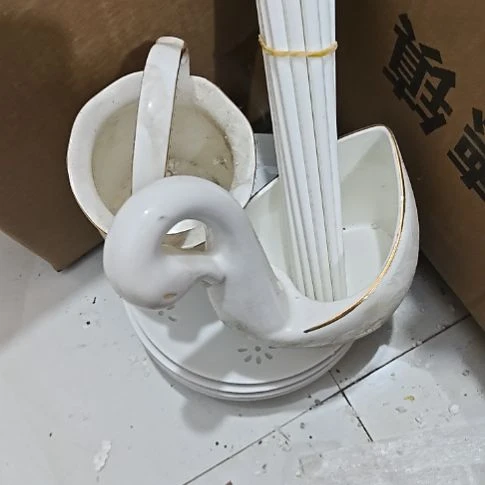 瓷清雅筷子10双玲珑6寸骨碟6个个天鹅一个花蓝一个微瑕疵