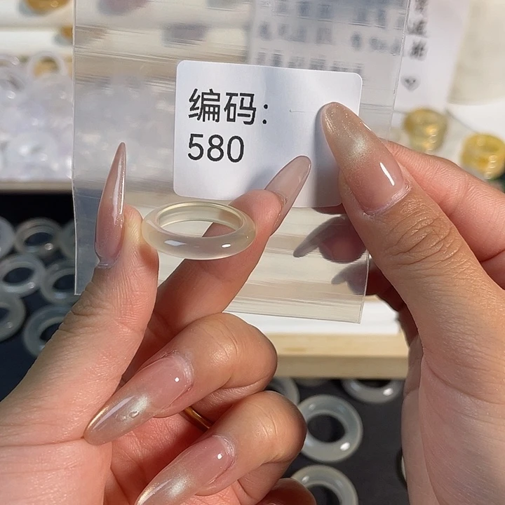 未镶嵌戒指玛瑙/玉髓580港16