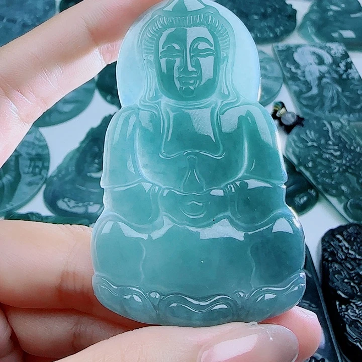 翡翠未镶嵌颈饰多样性发货天然的A货翡翠