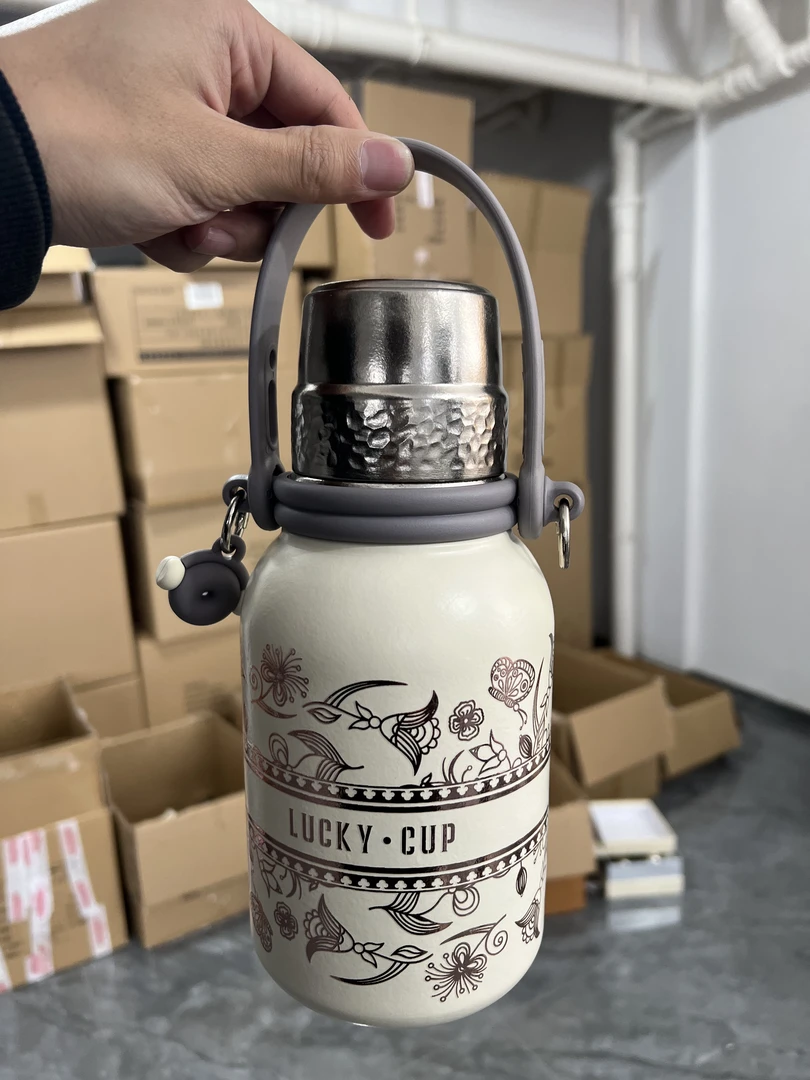 纯钛机械温显保温杯1000ml1500ml户外带提手背带