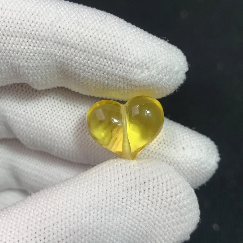P1302保真原矿俄料尺寸16*13mm蜜蜡屁桃爱心单颗隔珠支持复检