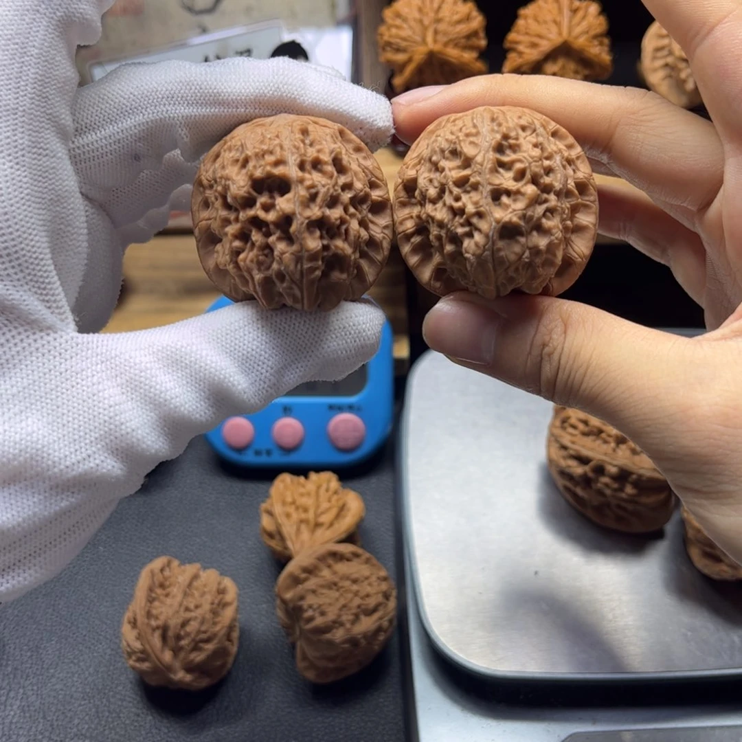 把件文玩核桃撒***光全品39血麒麟200
