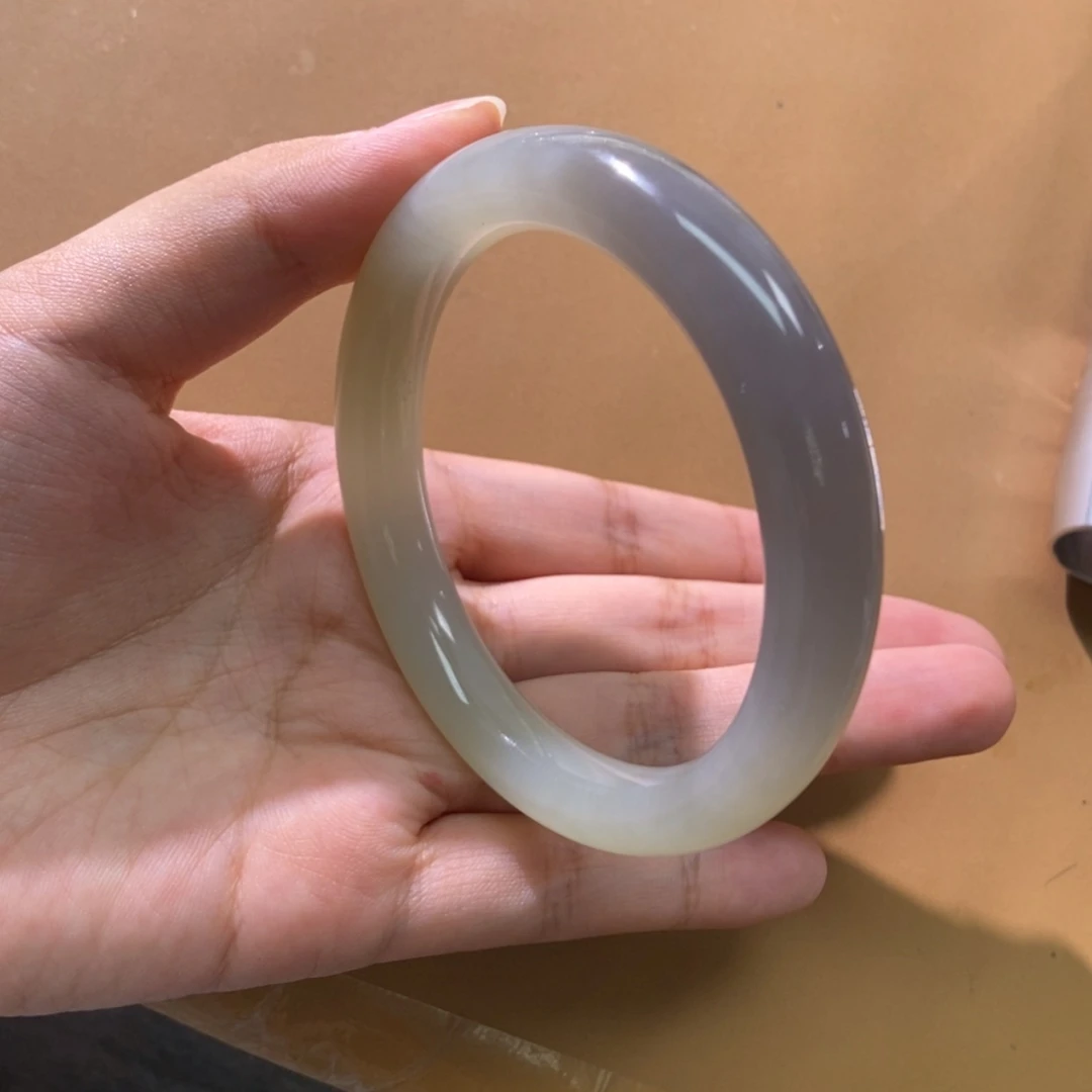 【闪购商品】和田玉手镯未镶嵌5657