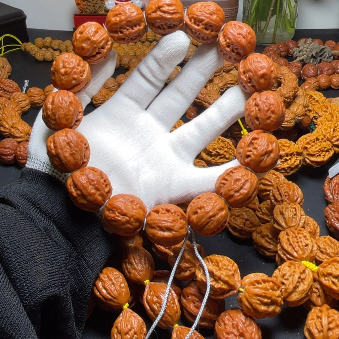 文玩核桃手串秋子