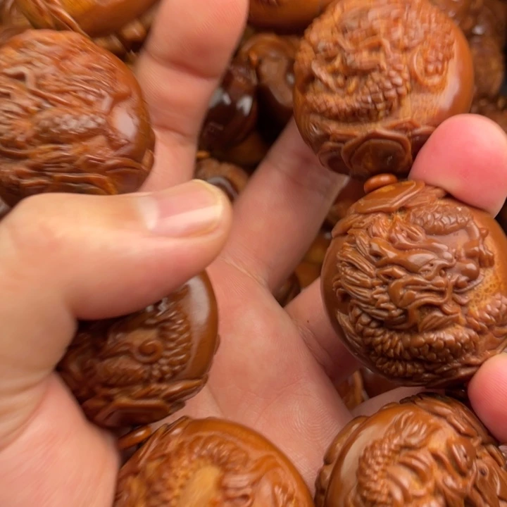 青***轩吊坠橄榄核橄榄核