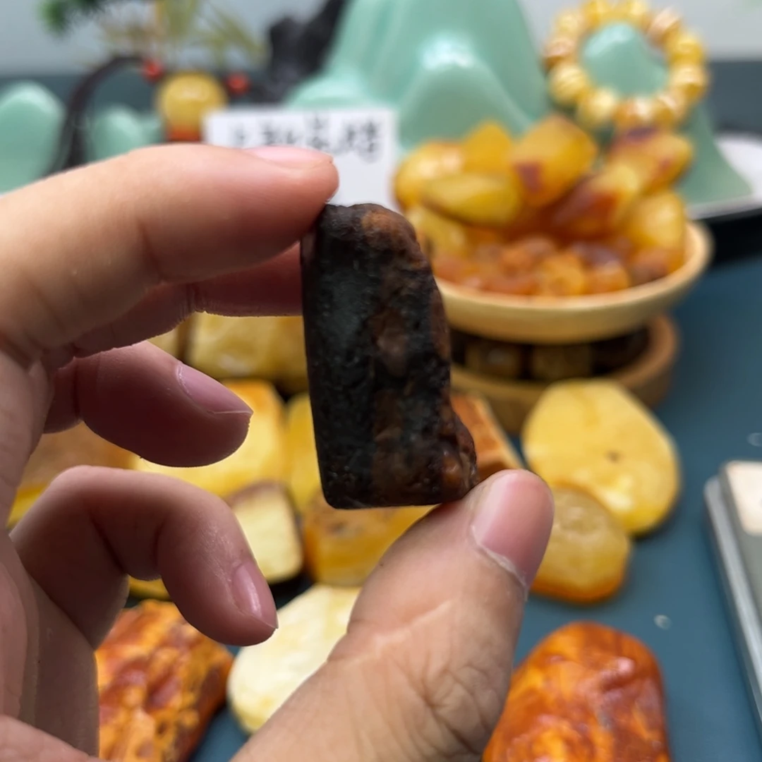 灯***。定制琥珀未镶嵌蜜蜡原石不退不换