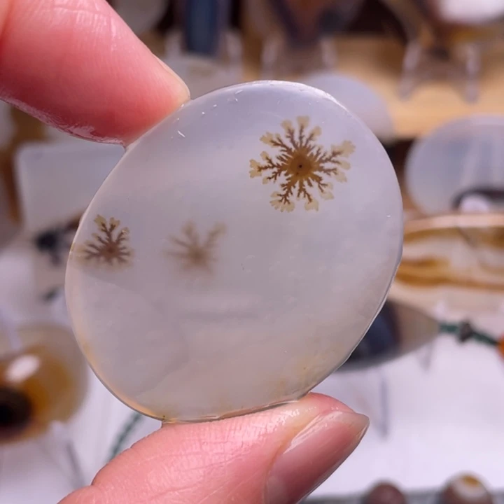 玛瑙/玉髓未镶嵌吊坠(不含链)