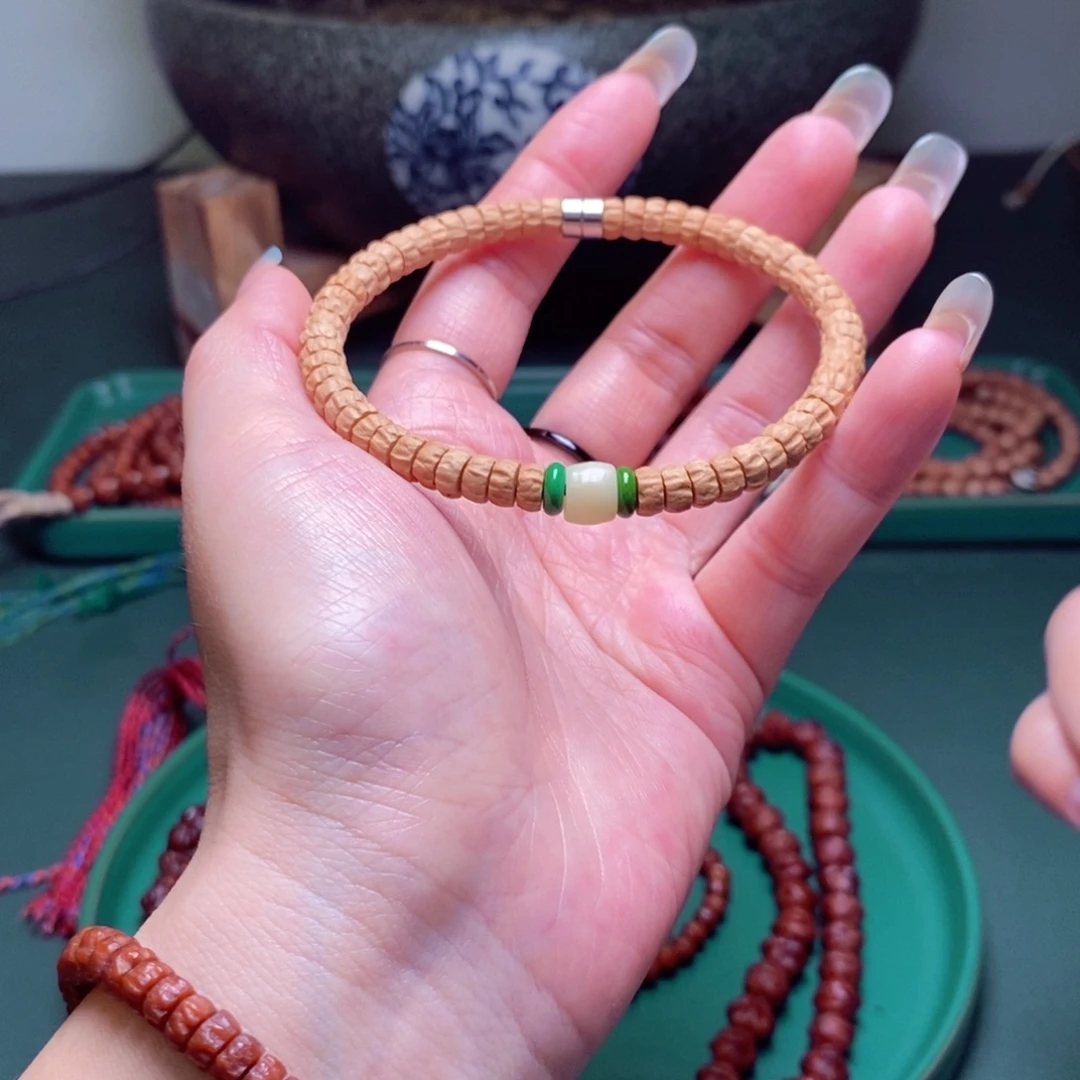 吊坠柏香籽/百香籽88.8药片