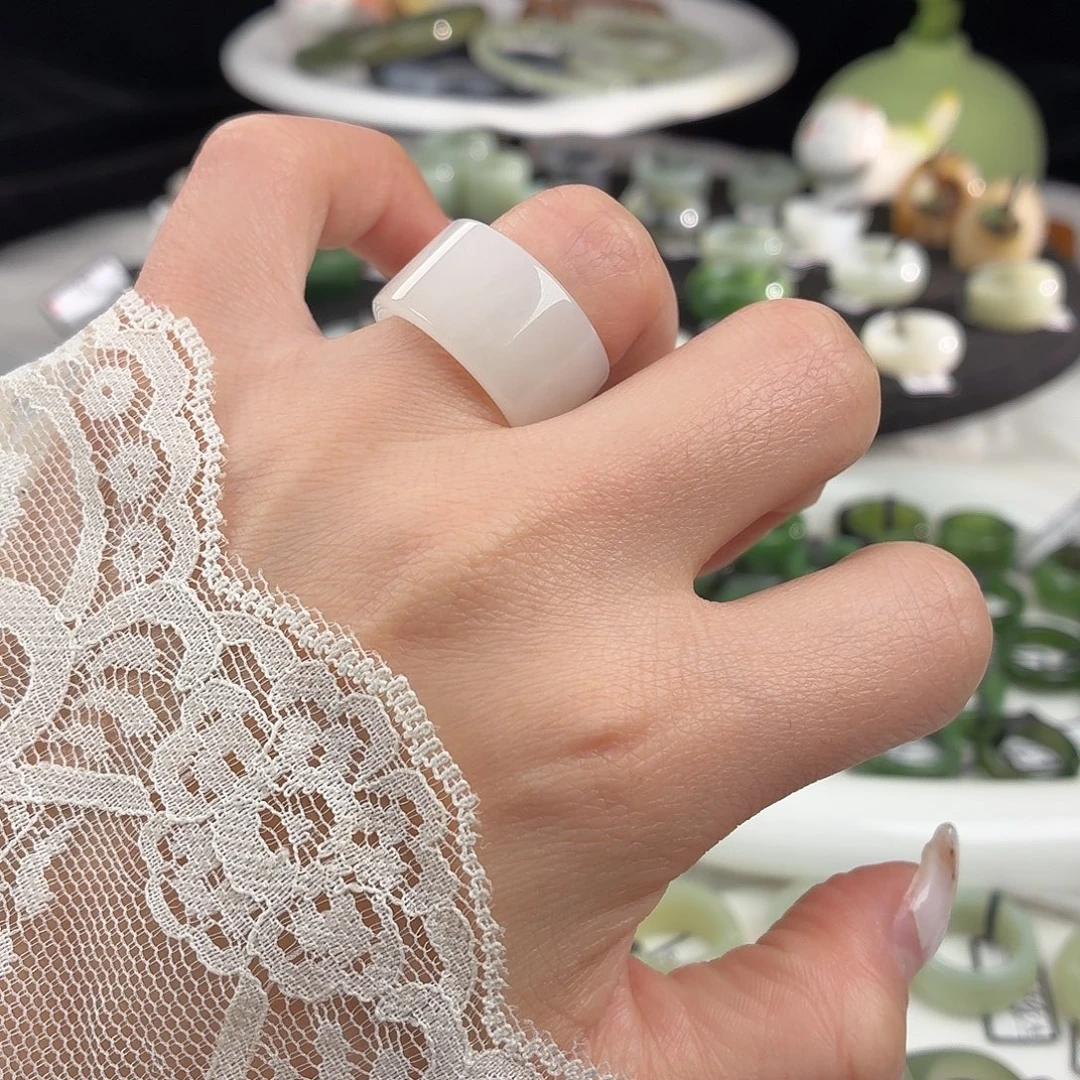 和田玉未镶嵌戒指S107俄白圆切17.2