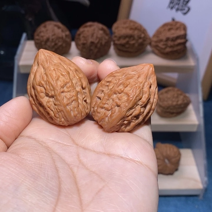 文玩核桃吊坠瓷瓶鸭嘴