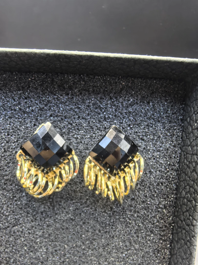 合金琉璃耳饰 新款简约气质个性黑色水晶耳钉女百搭耳环耳扣潮