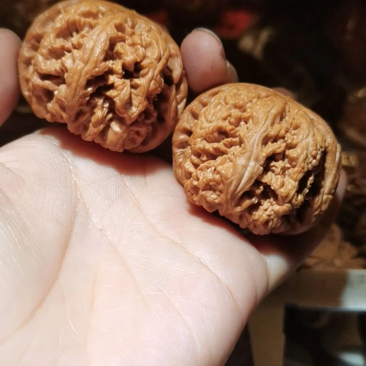 猴头核桃吊坠玖*度46粗筋