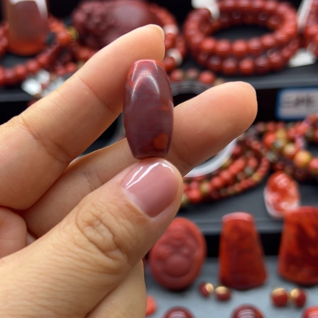 南红玛瑙未镶嵌配饰