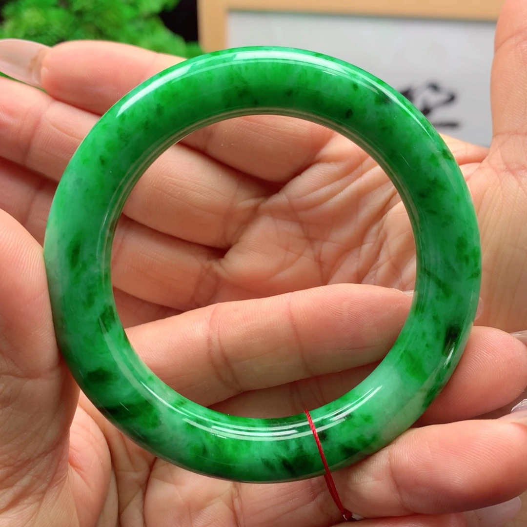 未镶嵌手镯翡翠缅甸