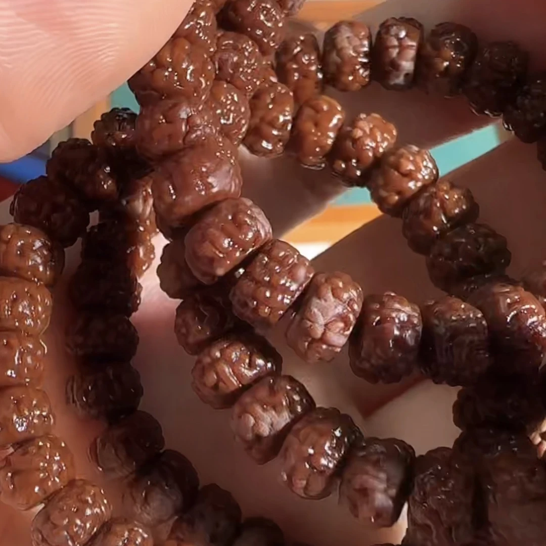 文玩金刚蛤蟆背手持精工藏切