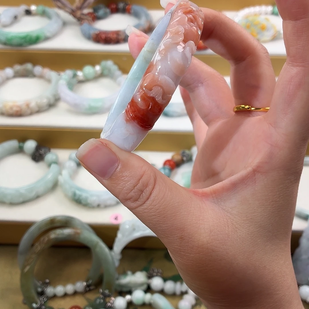 k***g翡翠未镶嵌手镯三色全镯