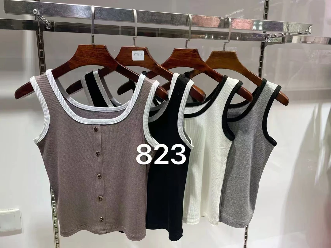 格姐家~新款无胸垫女士小扣宽带背心823