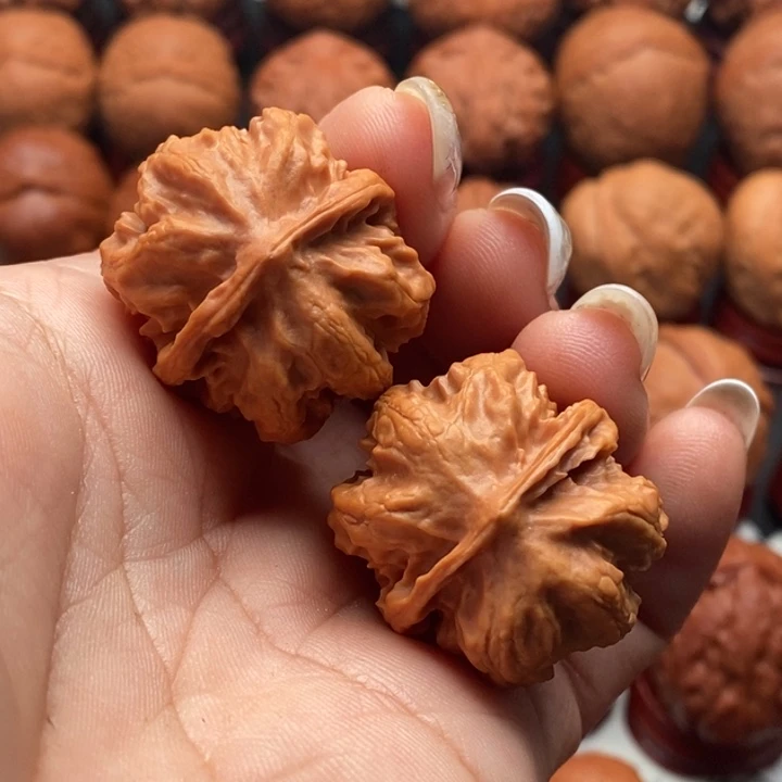核桃精品文玩核桃手捻玄珠八棱