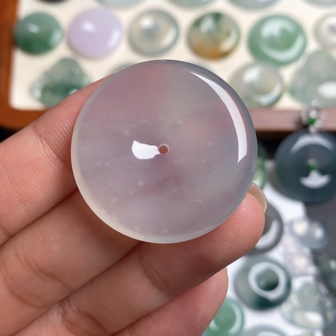 【闪购商品】翡翠颈饰未镶嵌32.9-5.6大扣