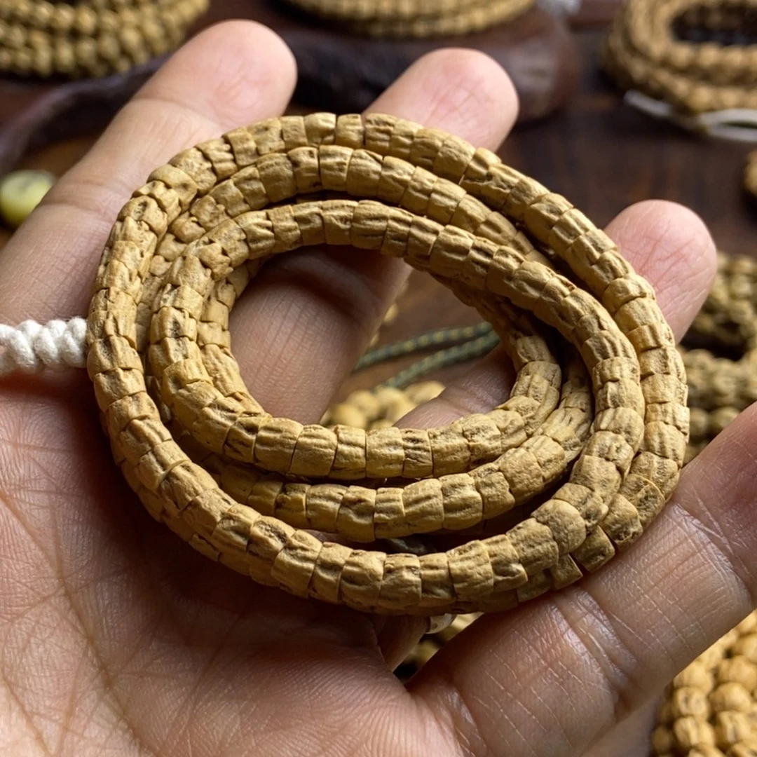 G***调吊坠柏香籽/百香籽