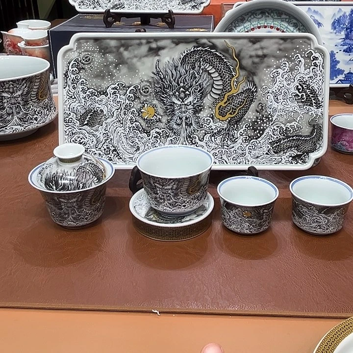 摆件景德镇陶瓷研究所从事生产