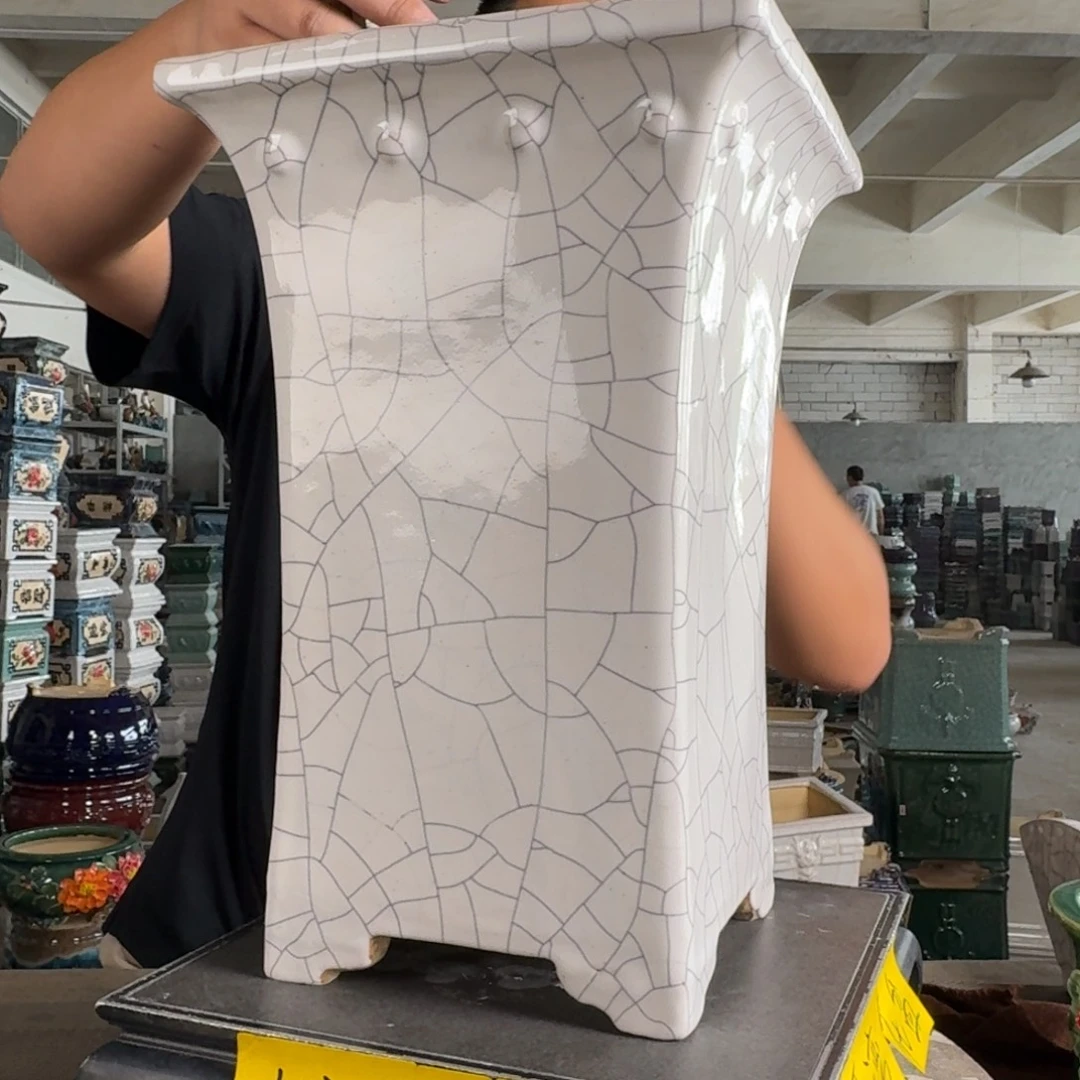 。一风堂石湾花盆 内22*37